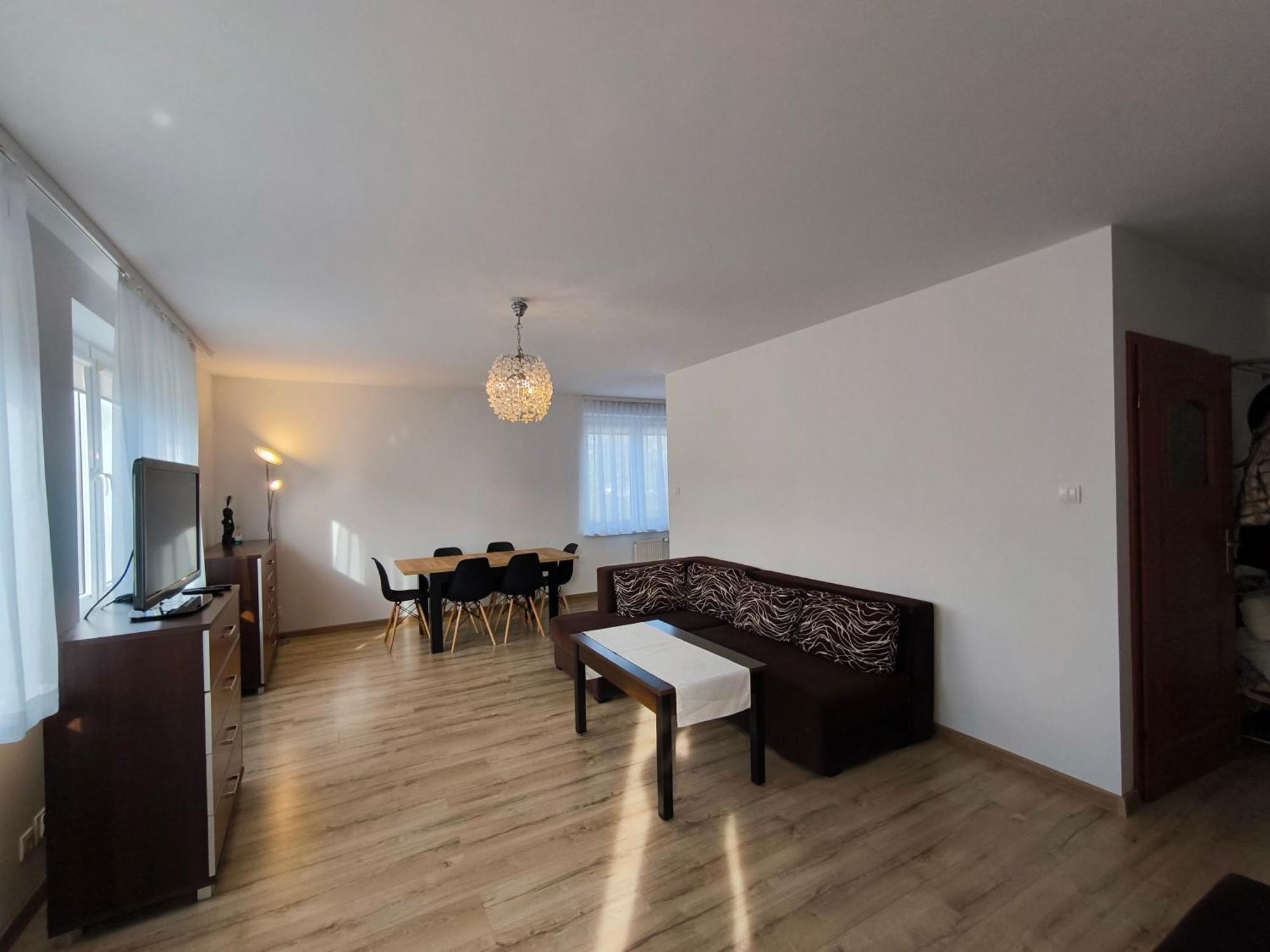 Apartamenty-plaza * Kolobřeh
